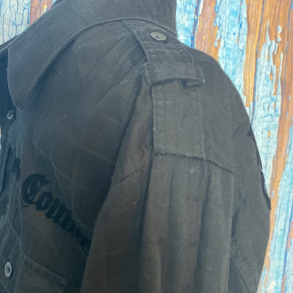 EXTREME COUTURE Men’s button up - Picture 6 of 10